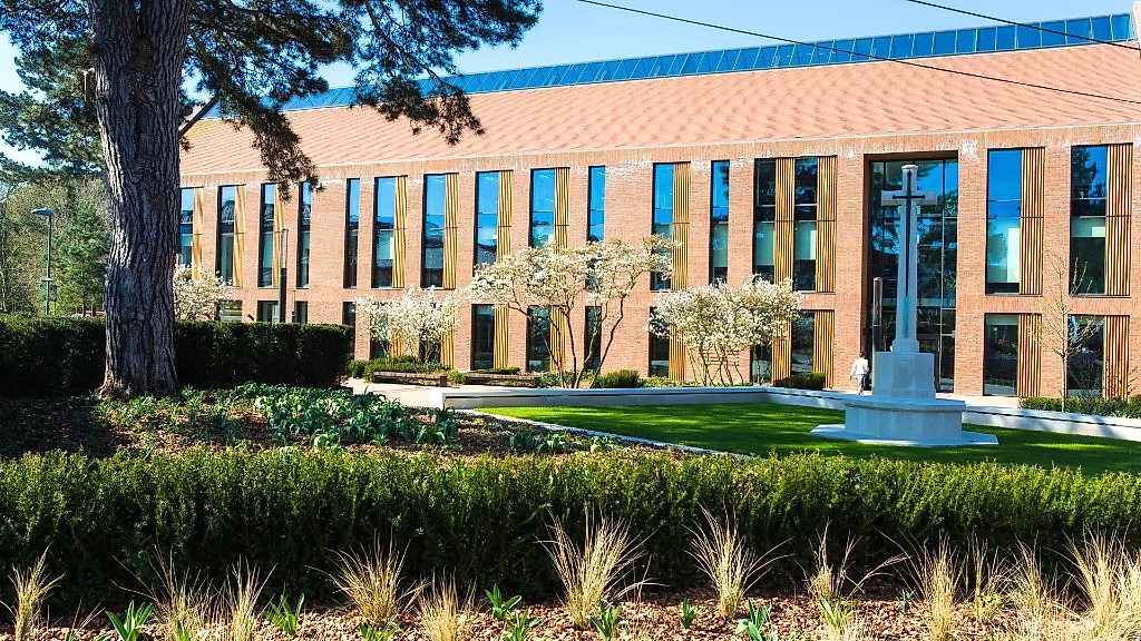 Reigate Grammar School — glazing and envelope